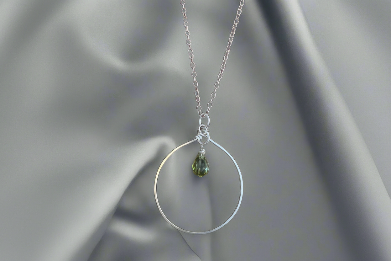 Mia Sterling Silver 18" Chain with Silver Hoop and Peridot Pendant