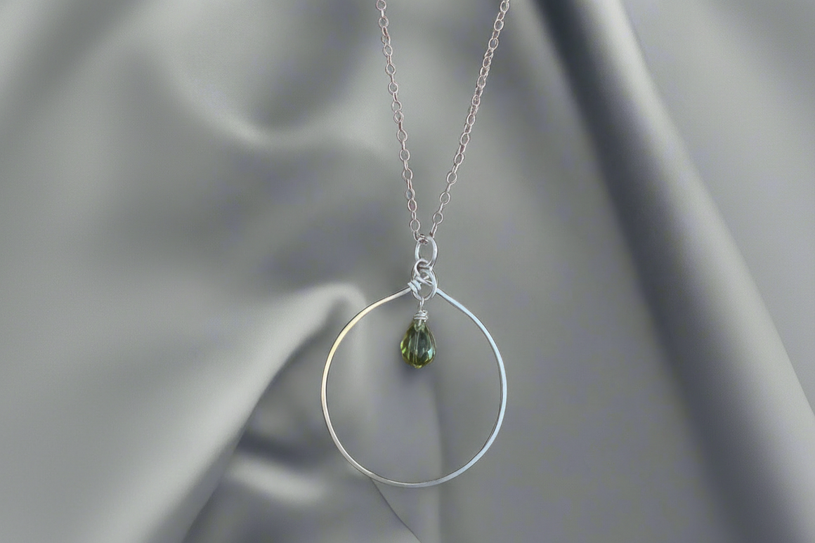 Mia Sterling Silver 18" Chain with Silver Hoop and Peridot Pendant