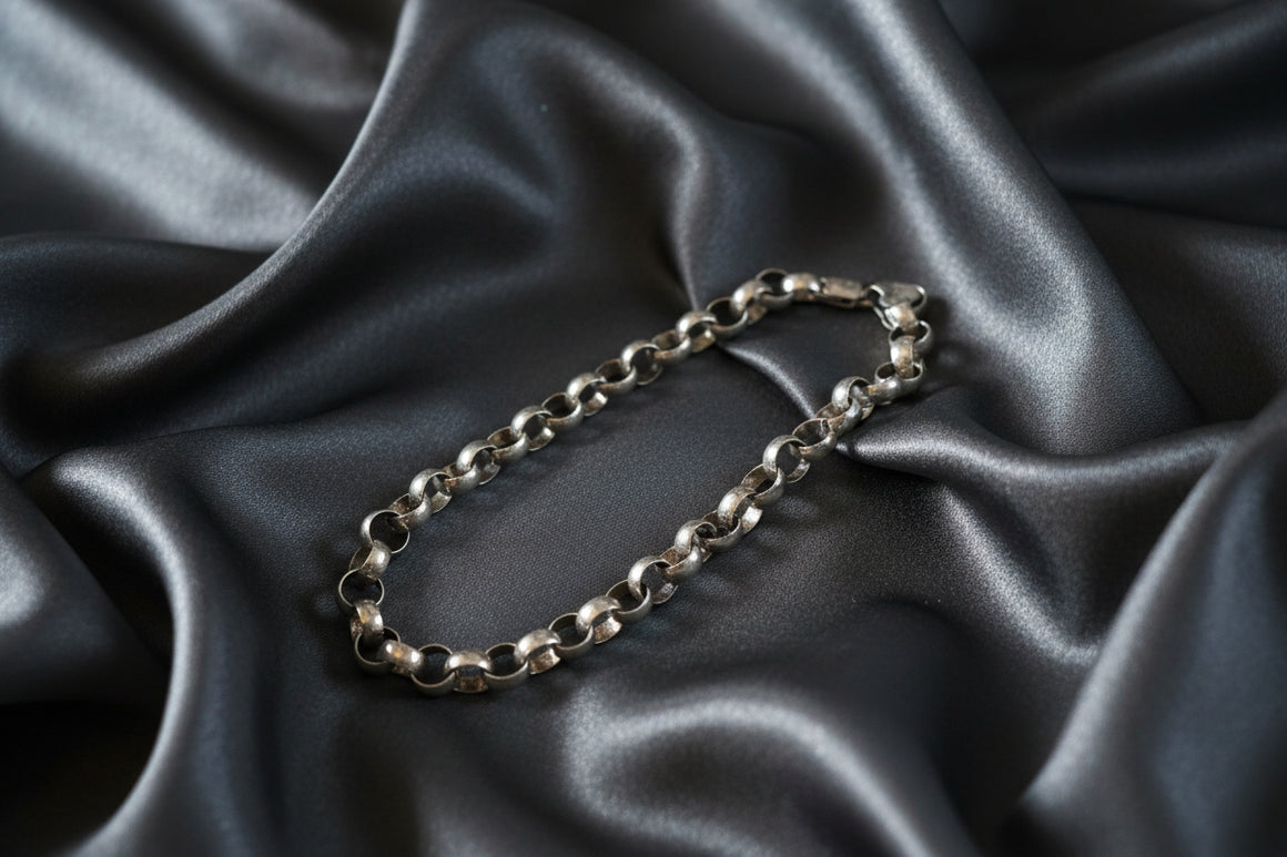 Yolo chain w/lobster clasp Sterling Silver 9" Bracelet