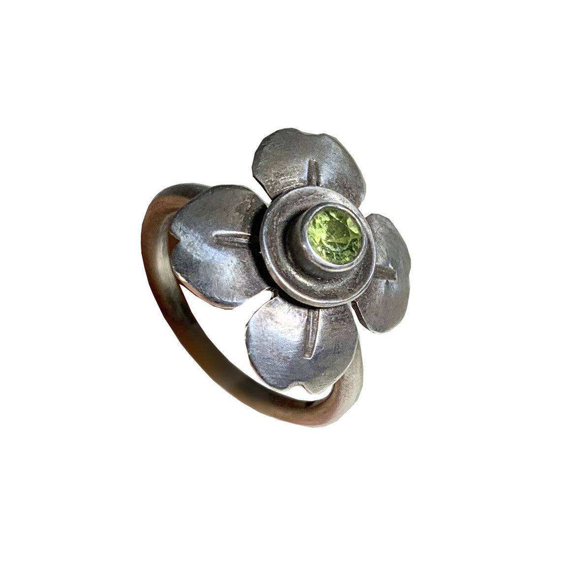 Sterling Flower With Bezel Faceted Peridot